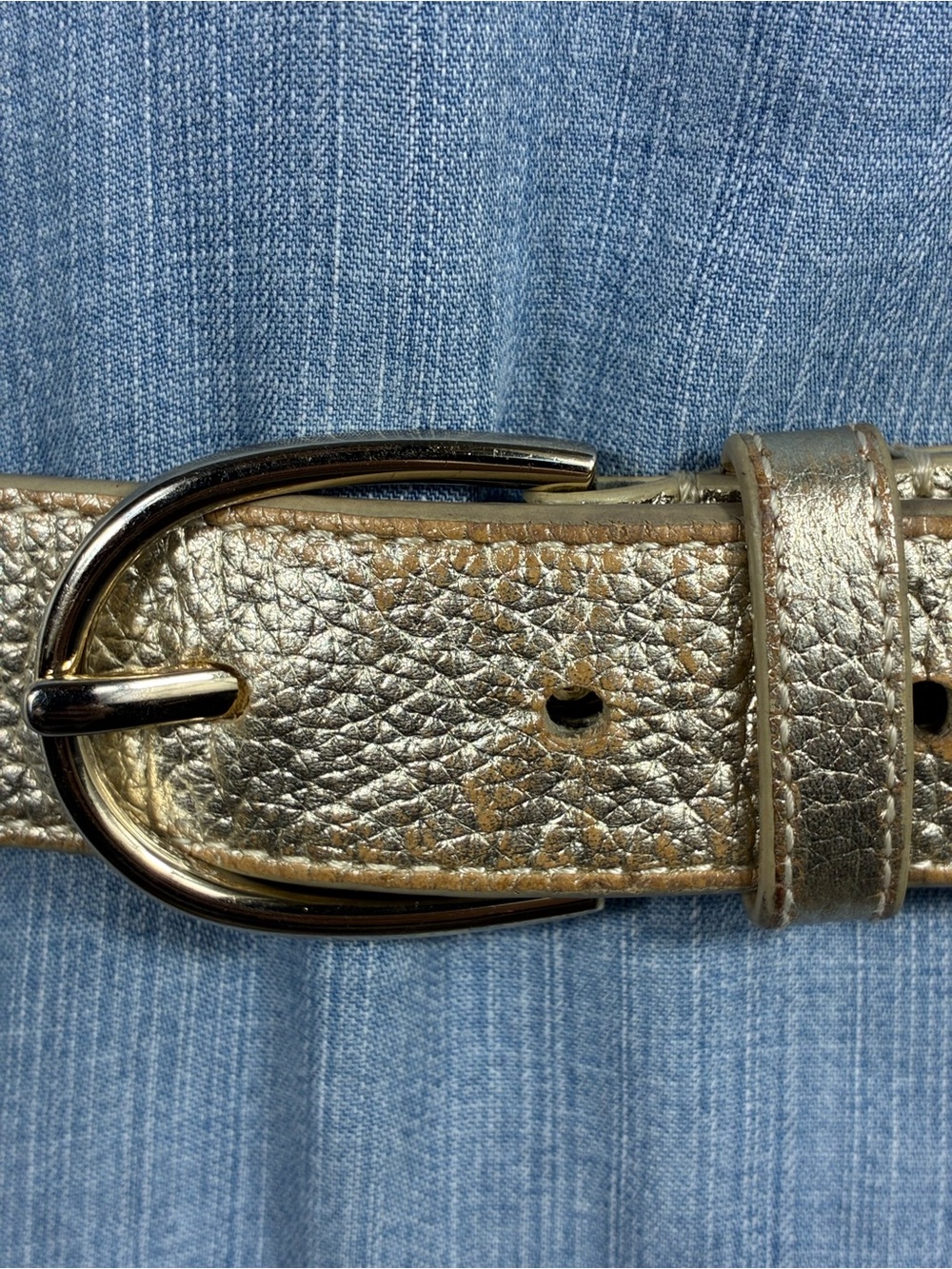 Talbots women's belt sz M Metallic Gold Leather Belt with Rounded Buckle